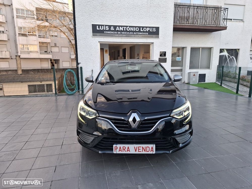 Renault Mégane 1.3 TCe Limited J17 - 33