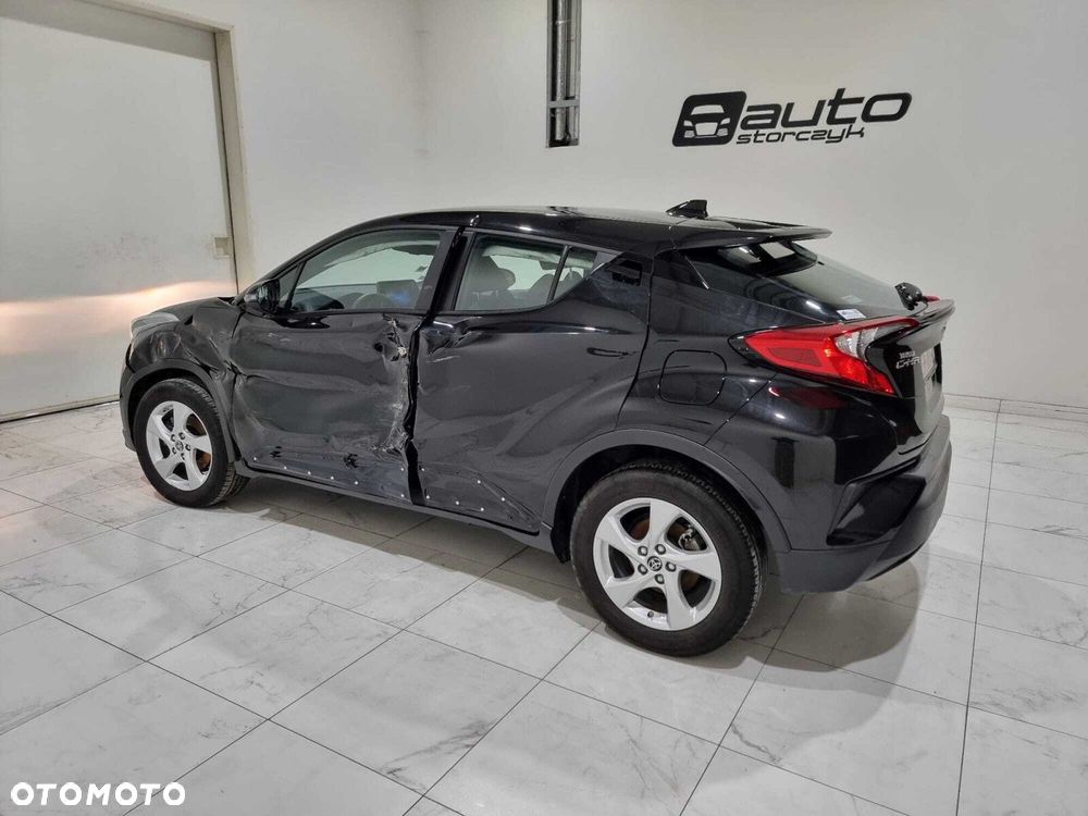 Toyota C-HR - 9