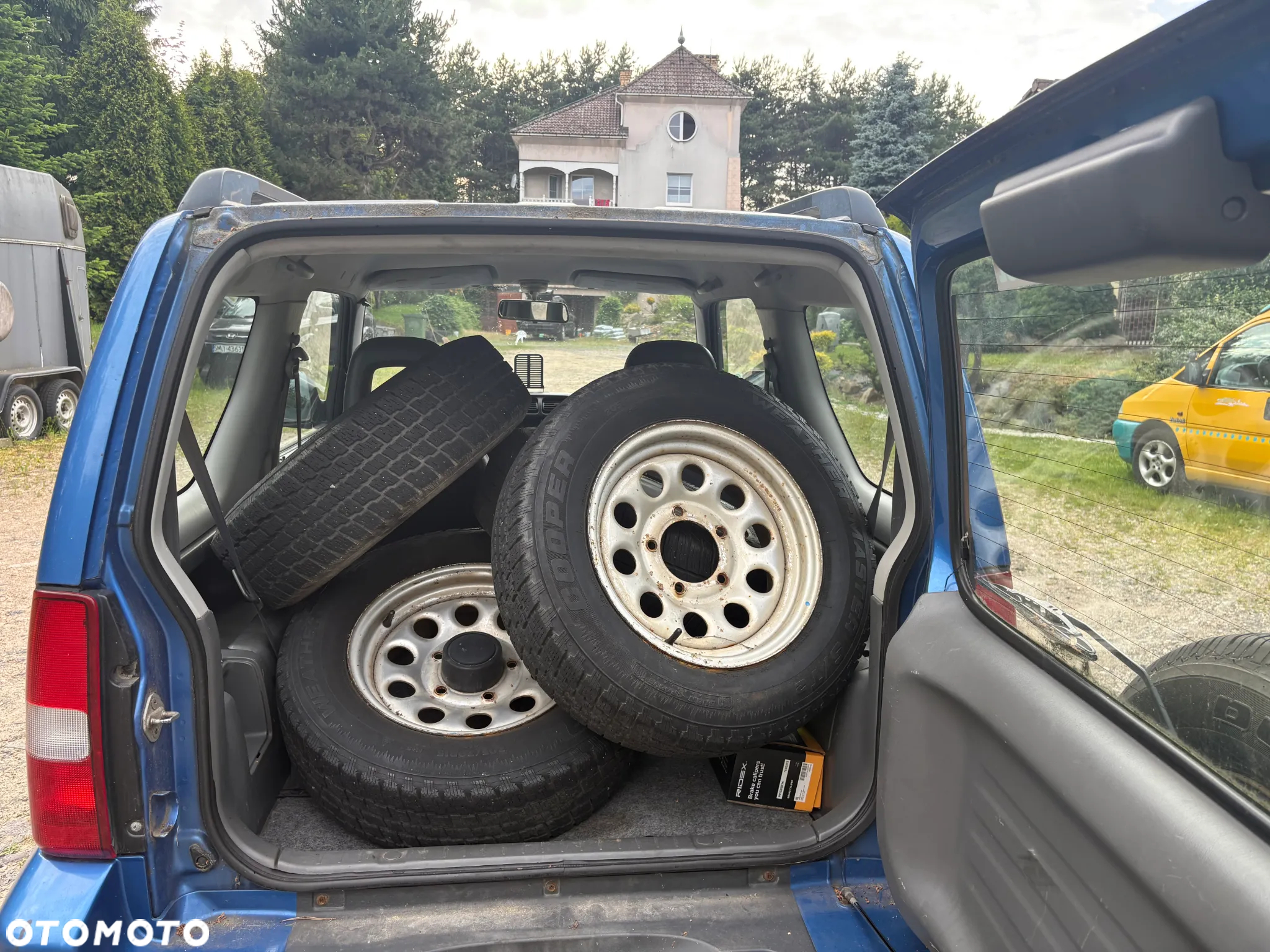 Suzuki Jimny 1.3 - 13