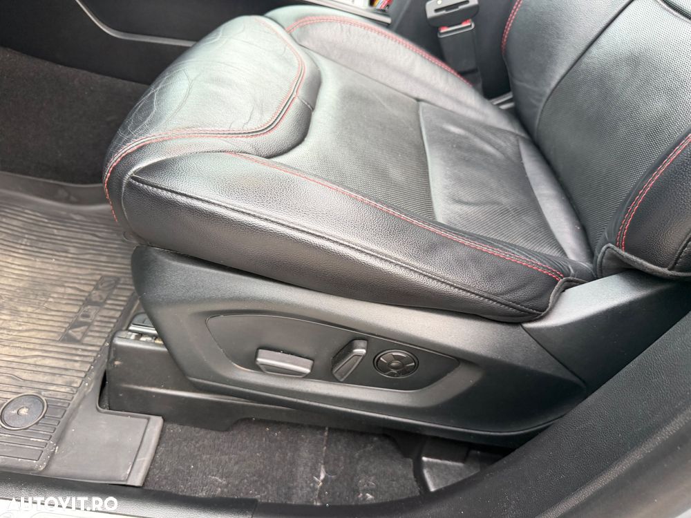 Ford Explorer 3.0 PHEV ST-Line - 13