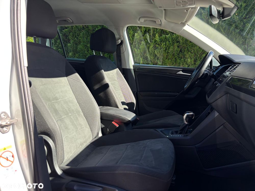 Volkswagen Tiguan 2.0 TDI SCR Elegance DSG - 17
