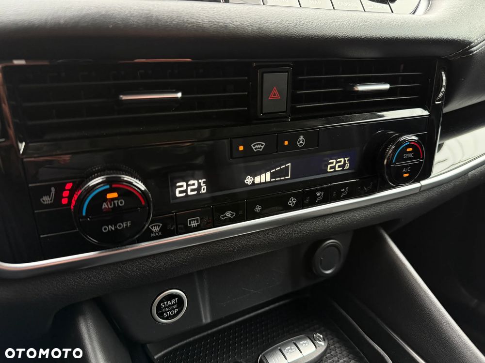 Nissan Qashqai 1.3 DIG-T N-Connecta DCT - 35