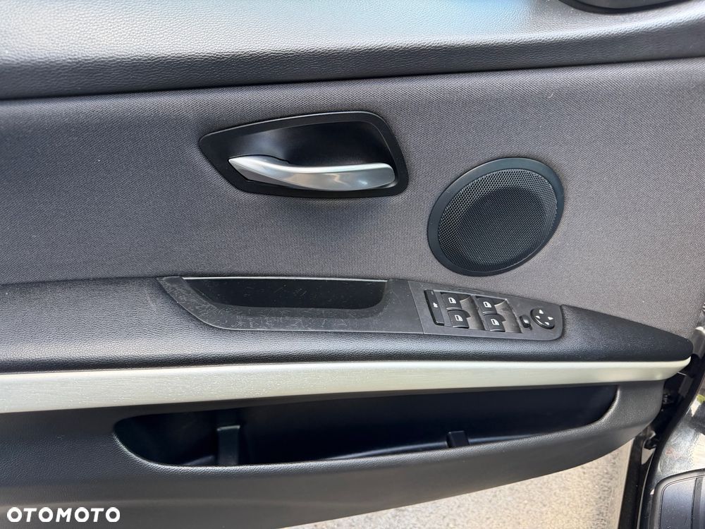 BMW Seria 3 320i Edition Lifestyle - 15