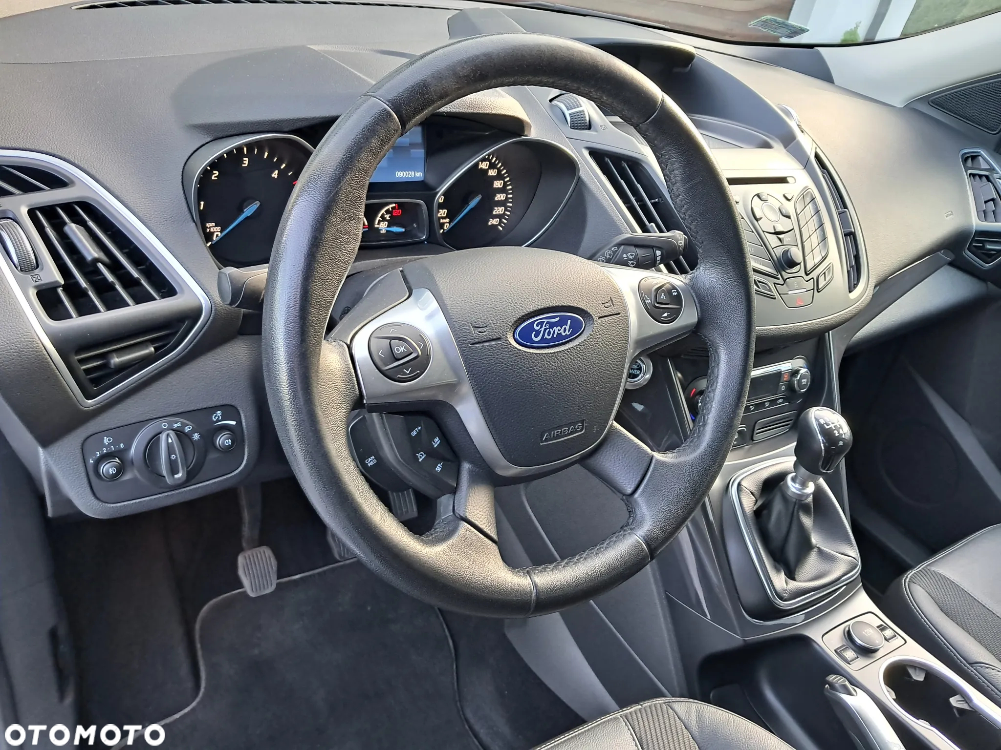 Ford Kuga 2.0 TDCi 4WD Titanium - 23