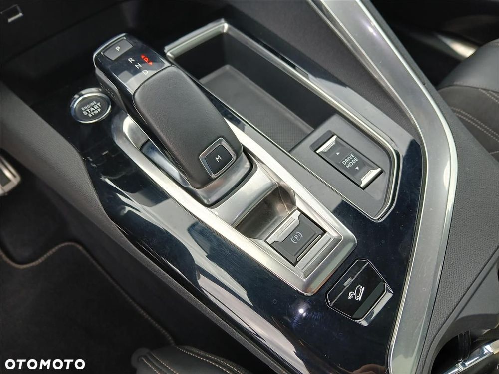 Peugeot 5008 2.0 BlueHDi GT Pack S&S EAT8 - 23