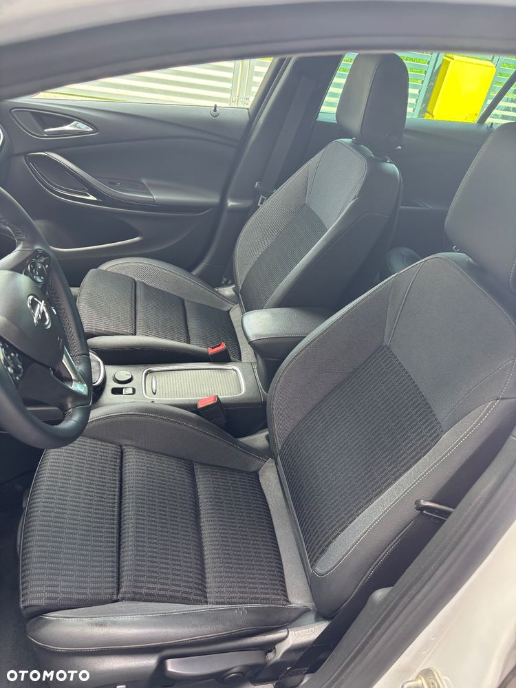 Opel Astra 1.5 CDTI S&S - 8