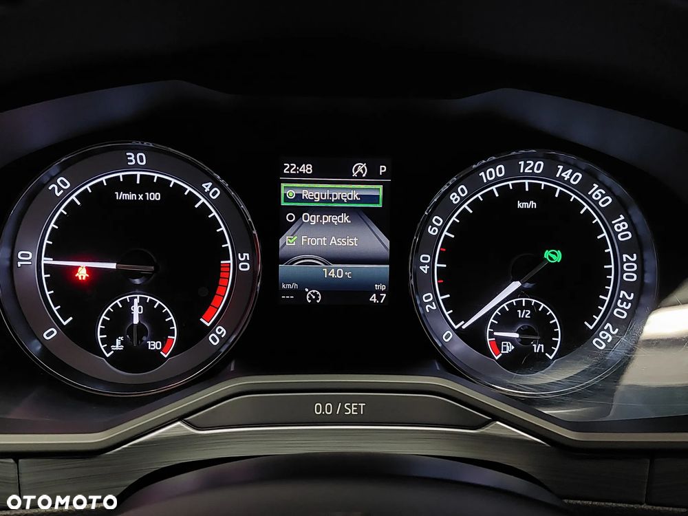 Skoda Superb 2.0 TDI SCR Ambition DSG - 34