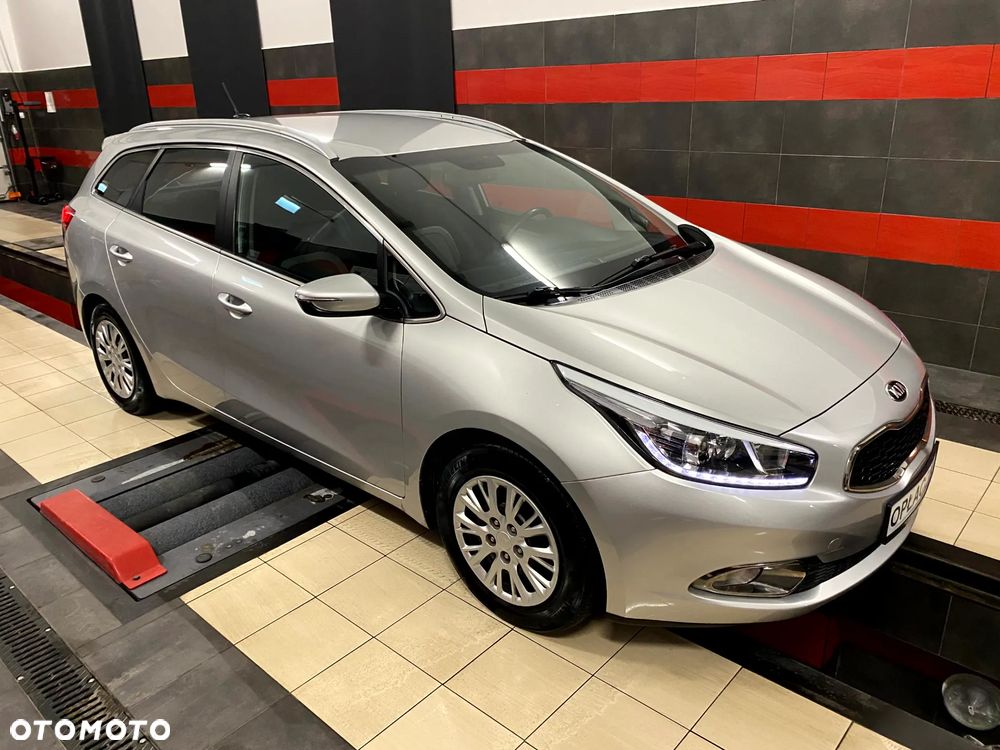 Kia Ceed 1.6 GDI Platinum Edition - 7