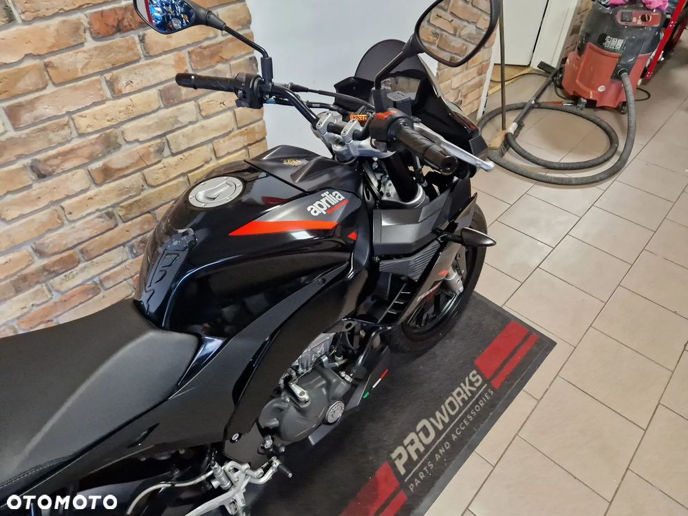 Aprilia Tuono - 23