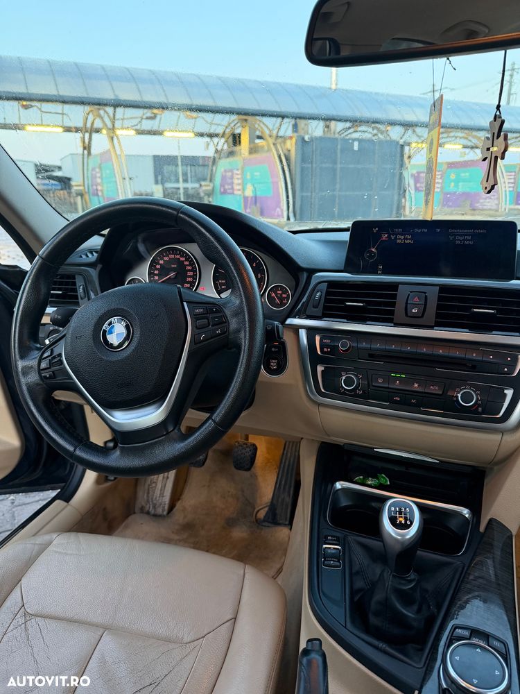 BMW Seria 3 318d Luxury Line - 9