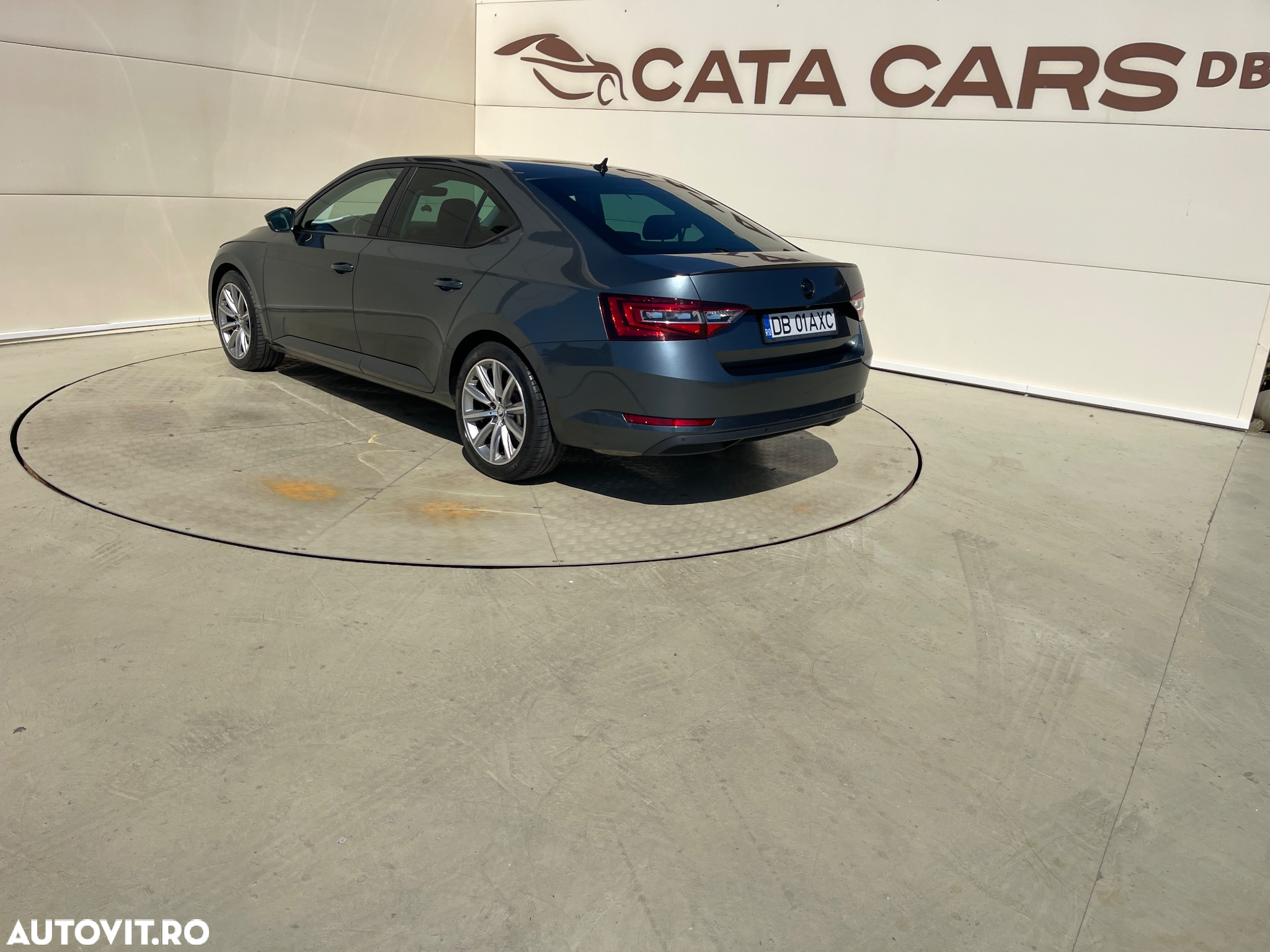 Skoda Superb 2.0 TDI DSG Style - 7