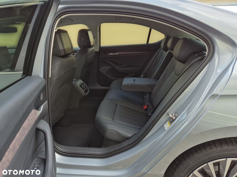 Skoda Superb 1.5 TSI mHEV L&K DSG - 23