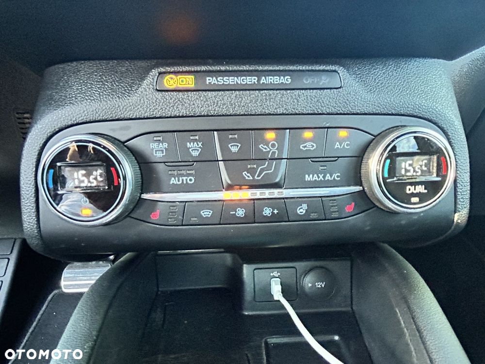 Ford Focus 2.0 EcoBlue STart-Stopp-System ST-LINE - 10