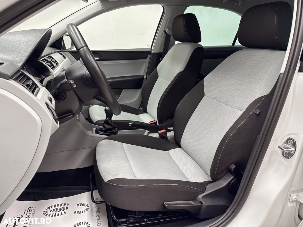 Skoda RAPID 1.2 TSI Ambition - 6