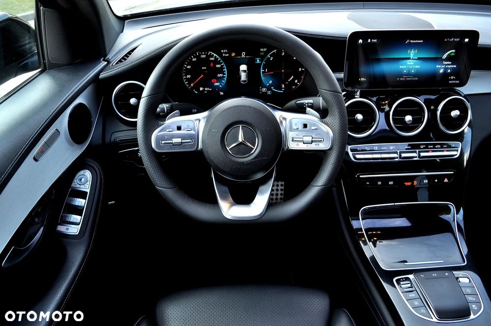 Mercedes-Benz GLC 220 d 4Matic 9G-TRONIC AMG Line Advanced - 20