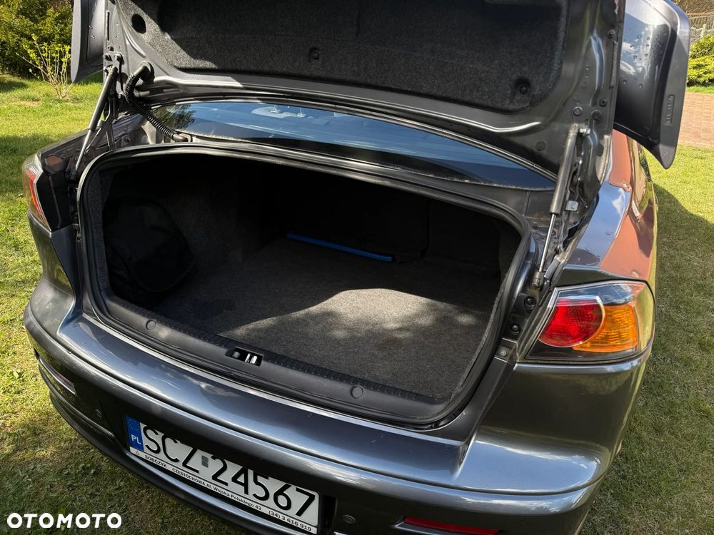 Mitsubishi Lancer 1.6 ClearTec Inform - 9