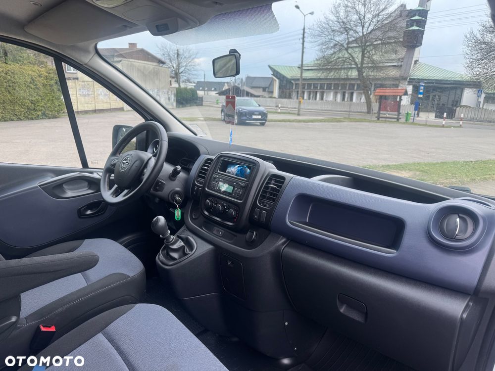 Opel Vivaro - 13