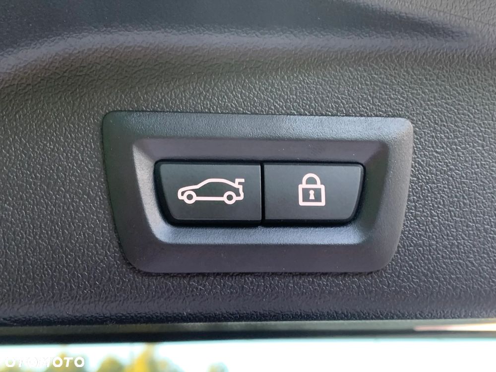 BMW X5 xDrive40i sport - 29