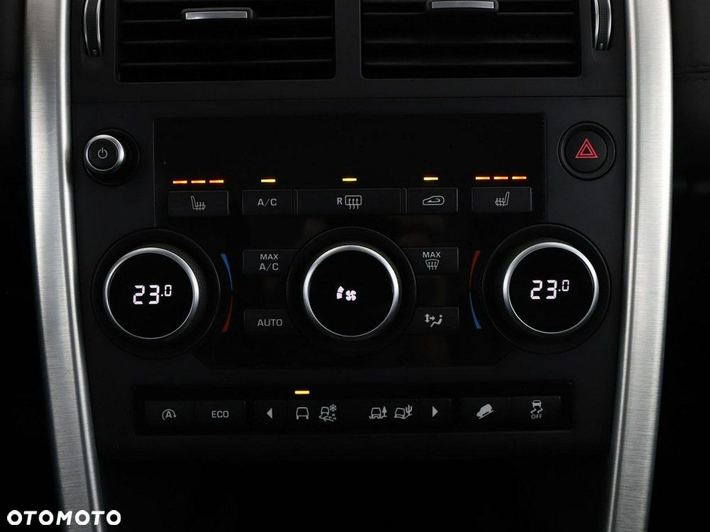 Land Rover Discovery Sport 2.0 TD4 Pure - 27