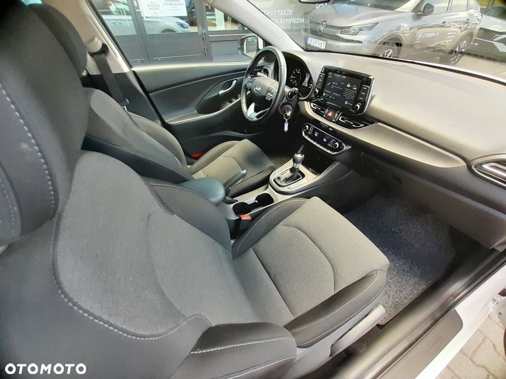 Hyundai i30 1.5 T-GDI 48V Smart DCT - 23