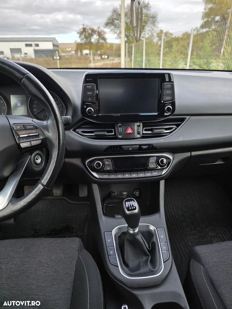 Hyundai i30 - 13