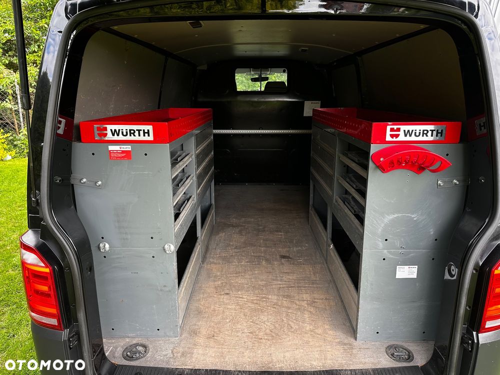 Volkswagen Transporter - 23