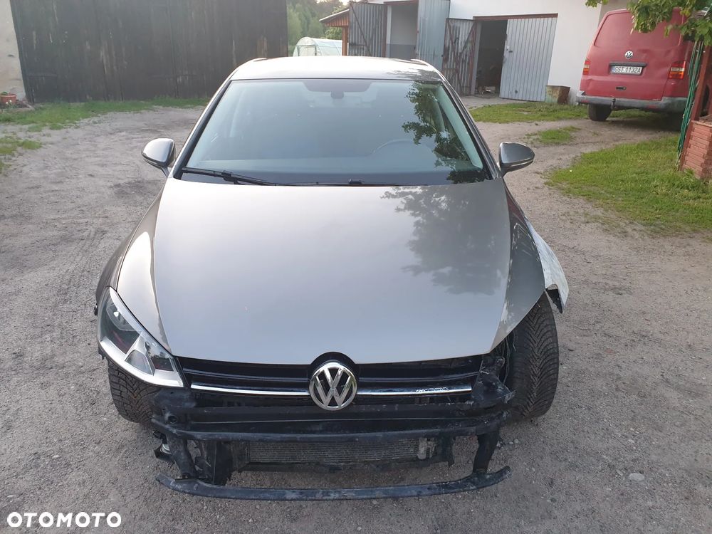 Volkswagen Golf 1.6 TDI BlueMotion Comfortline - 2