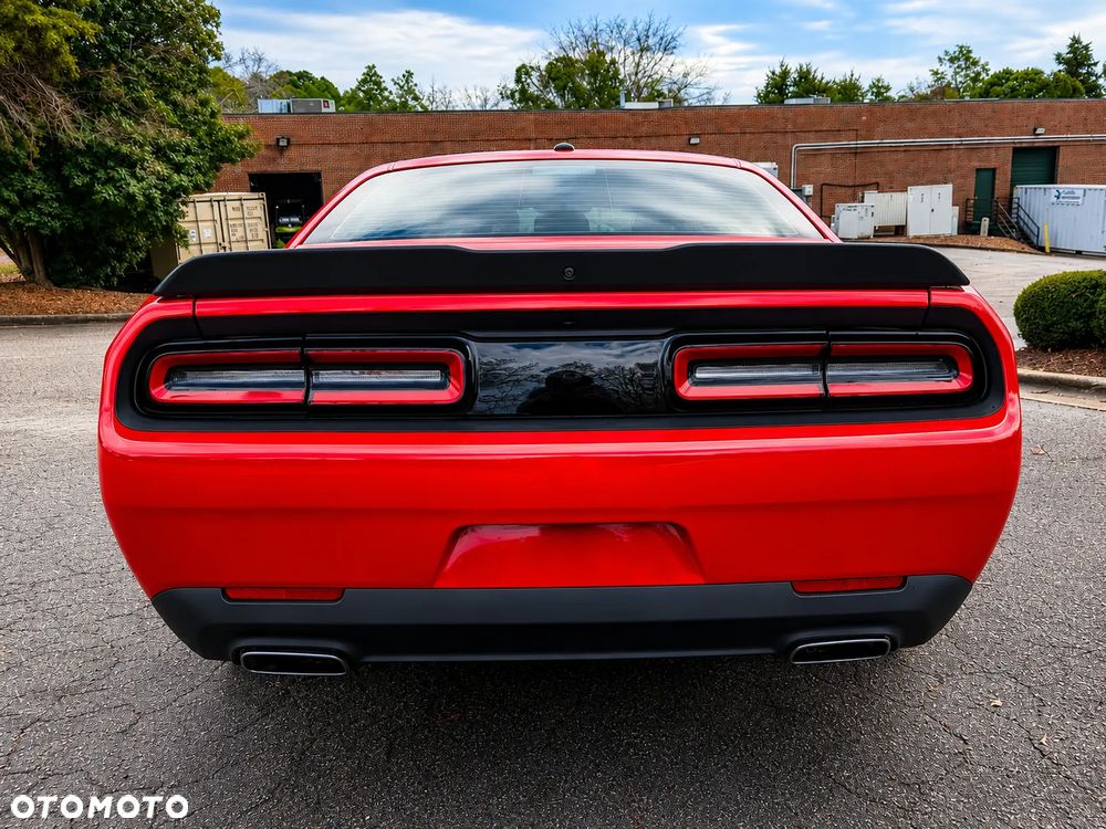 Dodge Challenger 3.6 SXT - 2