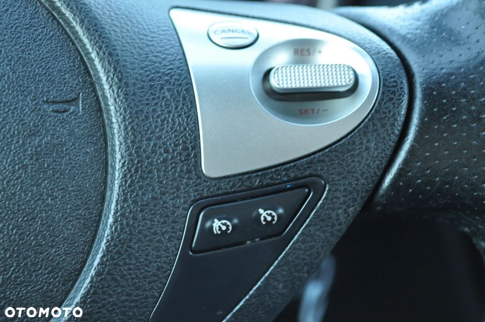 Nissan Juke 1.6 Tekna CVT - 28