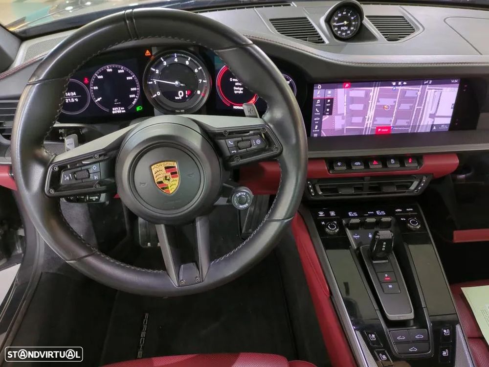 Porsche 911 (992) Carrera 4S PDK - 8
