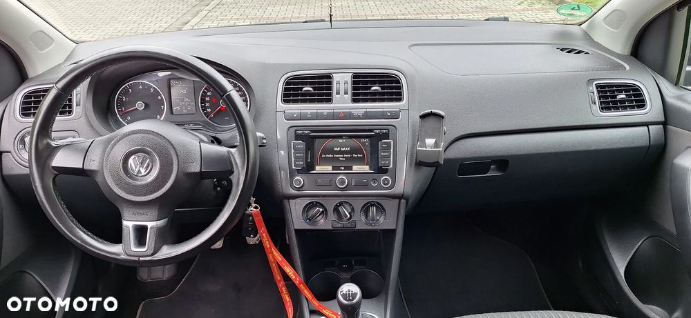 Volkswagen Polo - 14