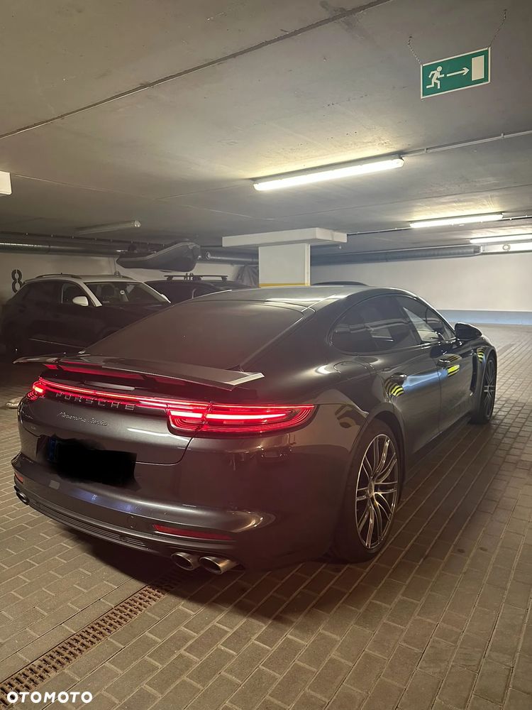 Porsche Panamera Turbo - 2