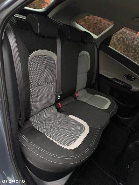 Kia Ceed 1.6 GDI ISG Dream-Team Edition - 30