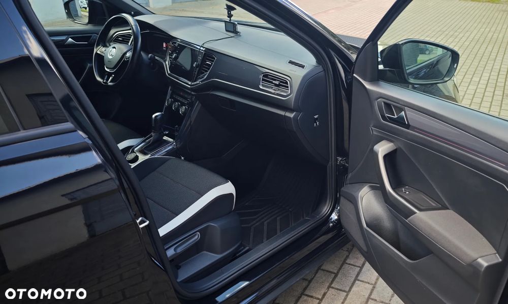 Volkswagen T-Roc - 13