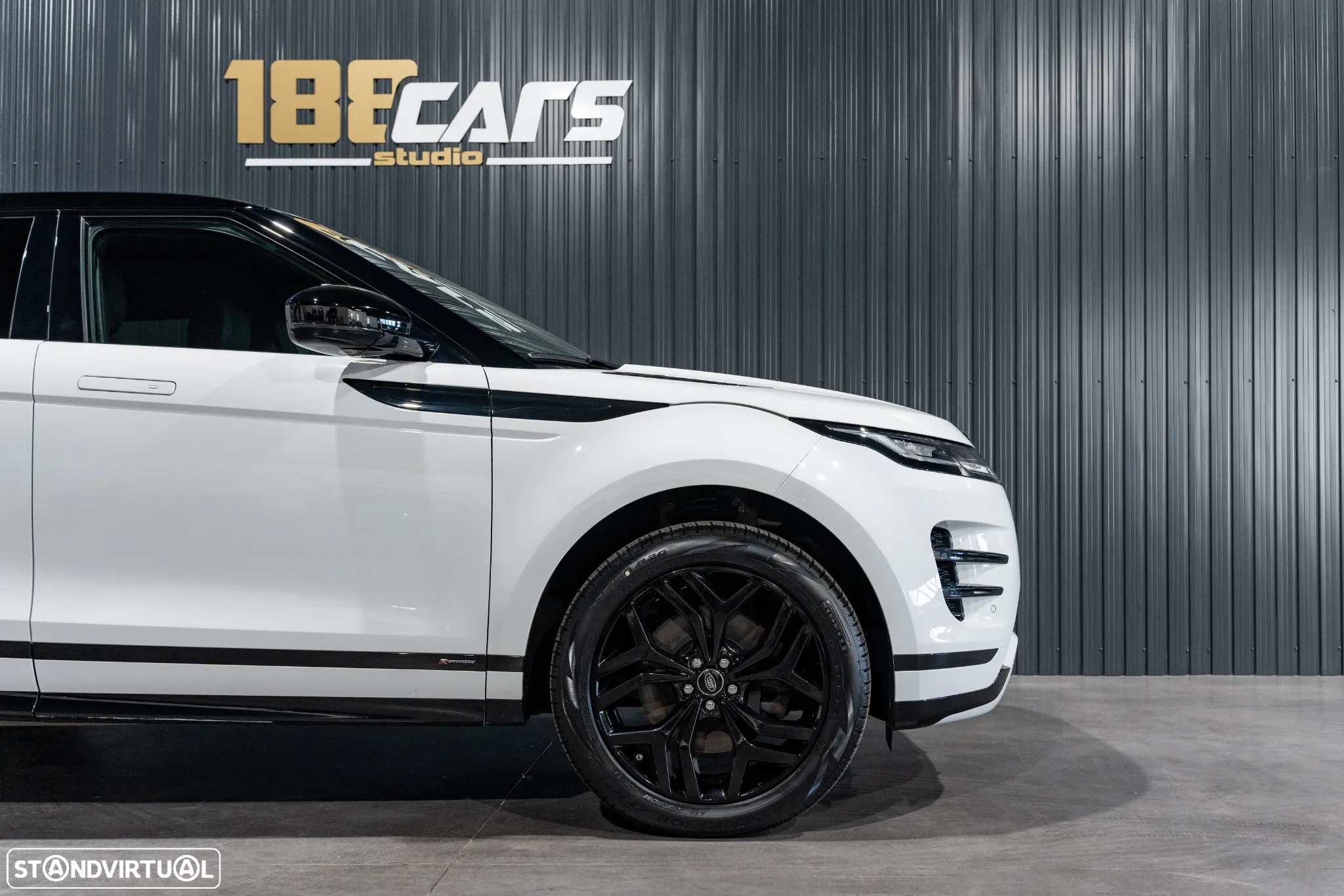 Land Rover Range Rover Evoque 1.5 P300e AWD R-Dynamic SE Auto - 43