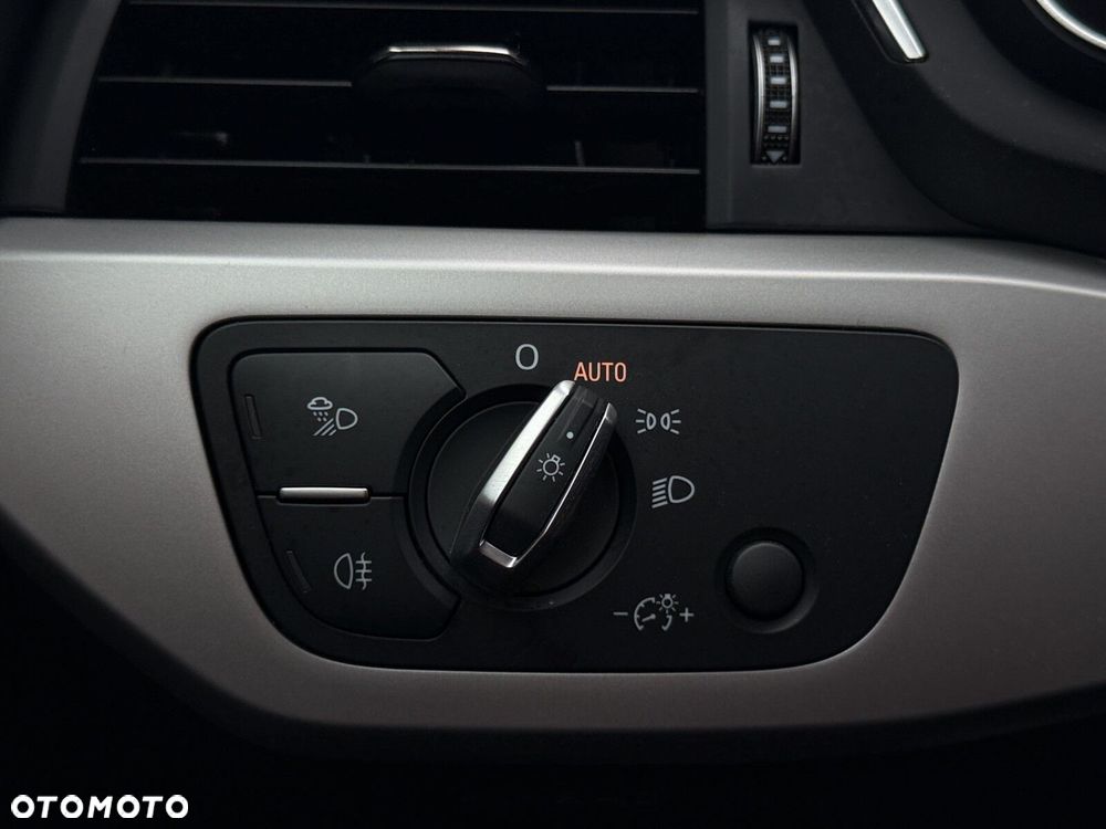 Audi A4 Avant 35 TFSI mHEV S Line S tronic - 21