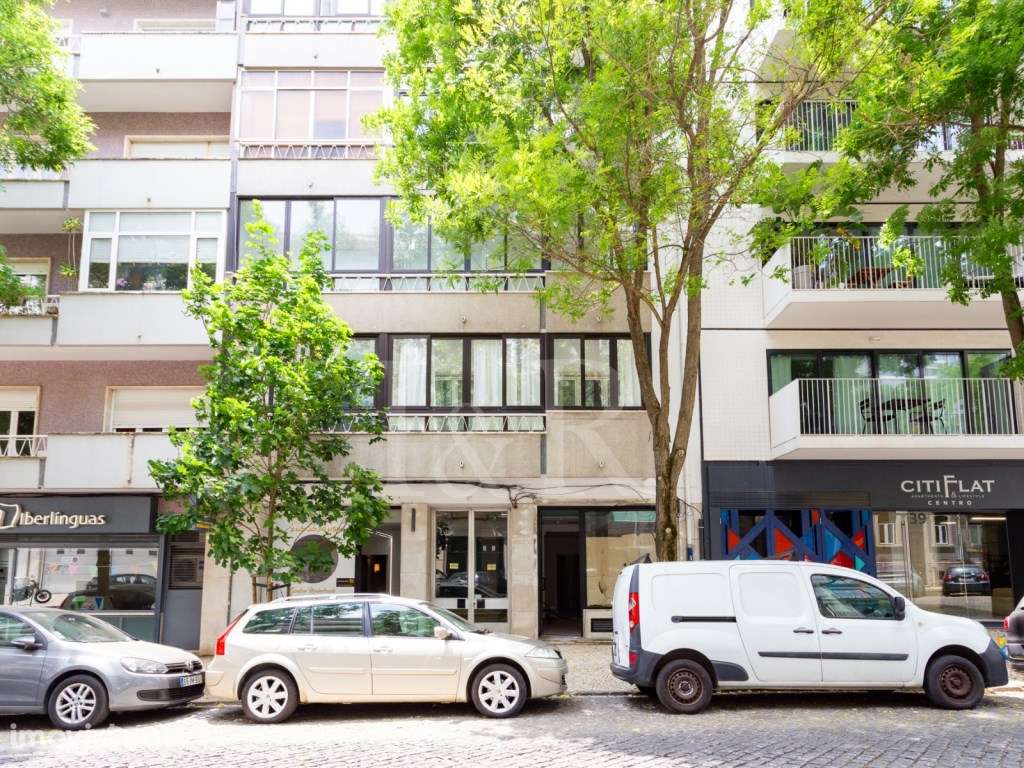 Gonçalves Crespo - Grande imagem: 1/4