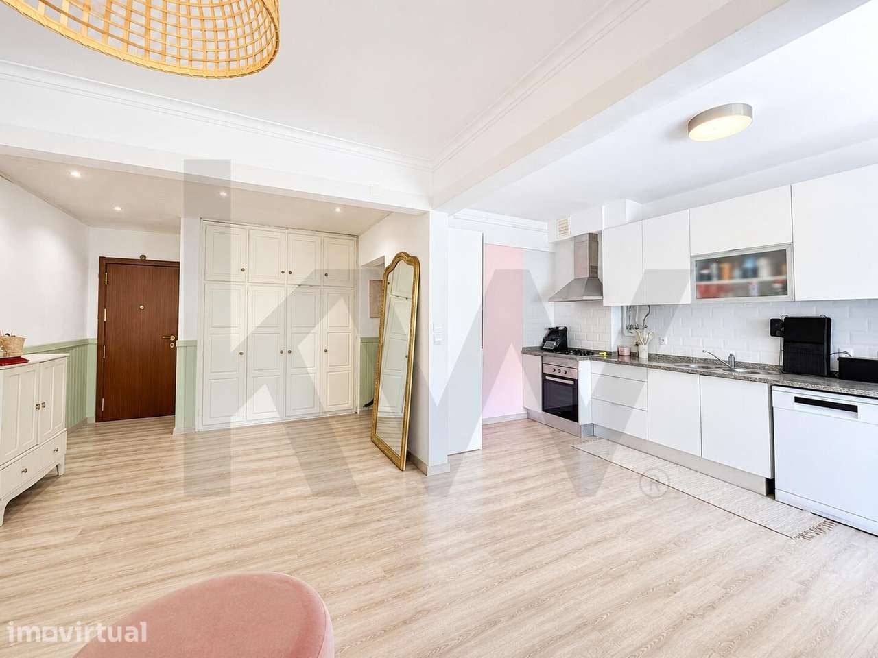 Apartamento T2 com potencial de reconversão em T3, 108 m2, arrecadação - Grande imagem: 3/39