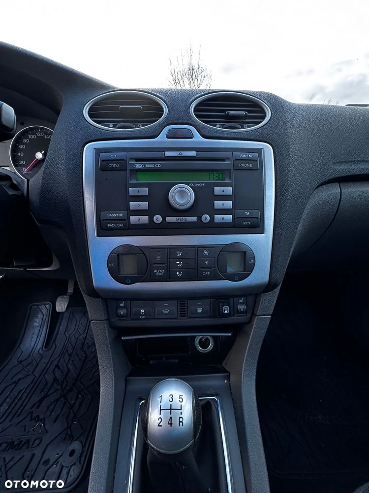 Ford Focus - 8