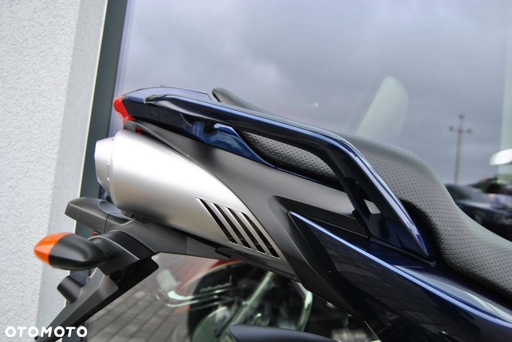 Yamaha FZ - 23