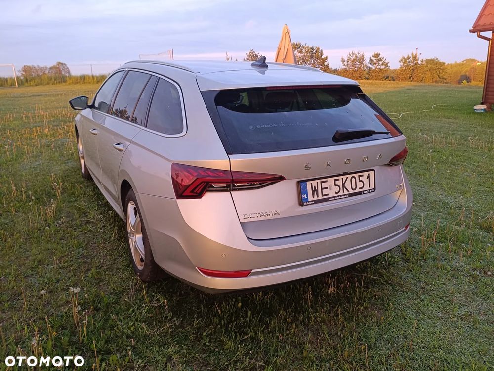 Skoda Octavia 2.0 TSI 4x4 Style DSG - 6