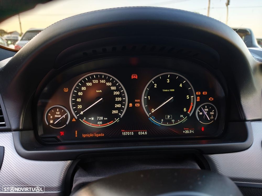 BMW M550d xDrive Auto - 29