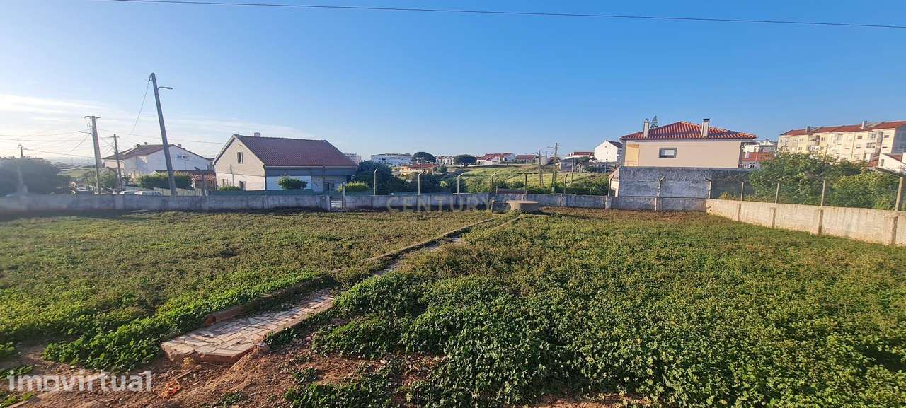 Terreno Urbano com 940 m2 , com capacidade para construção de 2 Moradi - Grande imagem: 4/9