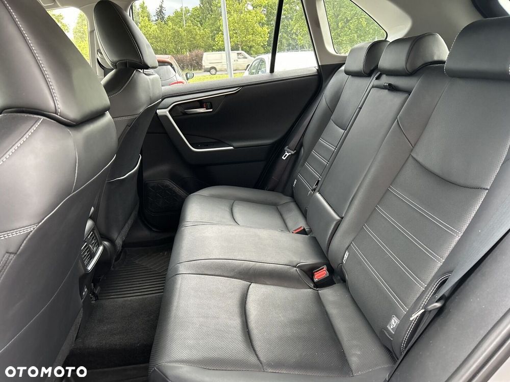 Toyota RAV4 - 23
