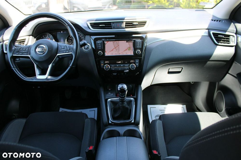 Nissan Qashqai 1.3 DIG-T N-Connecta EU6d - 27