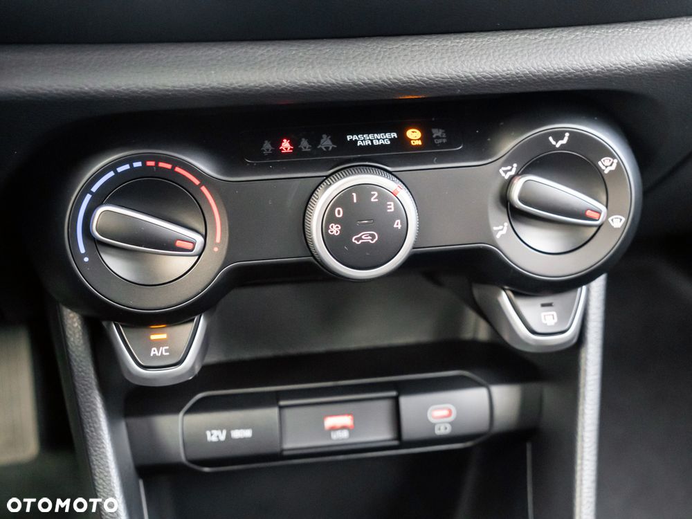 Kia Picanto 1.0 L - 24