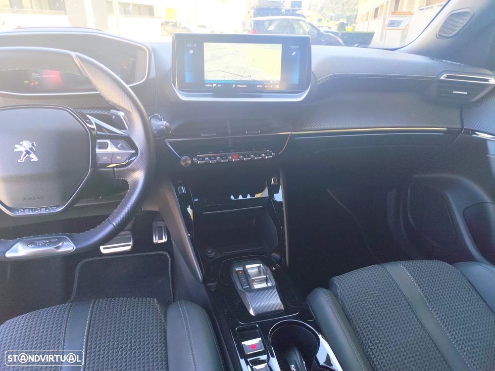 Peugeot 2008 BlueHDi 130 EAT8 GT Pack - 15