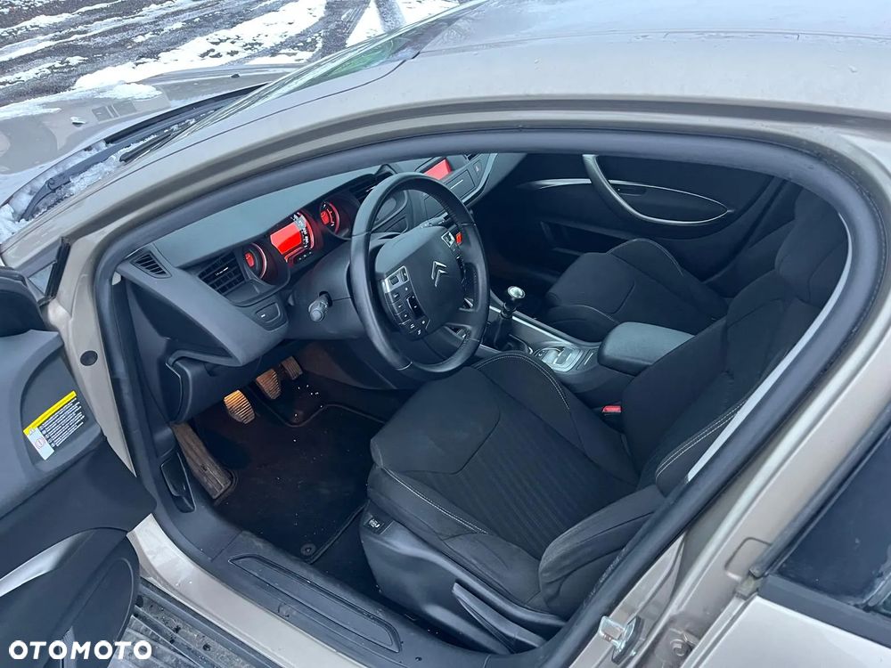 Citroën C5 HDi 140 FAP Exclusive - 5
