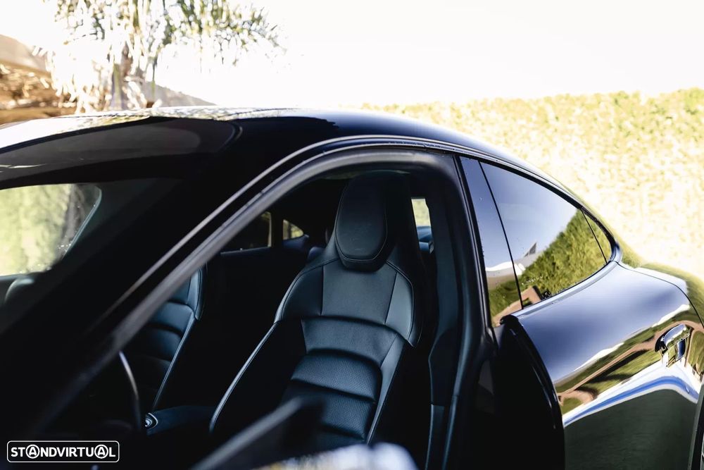 Porsche Taycan Standard - 36