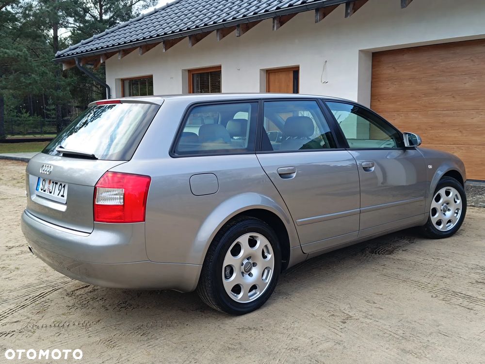 Audi A4 Avant - 3